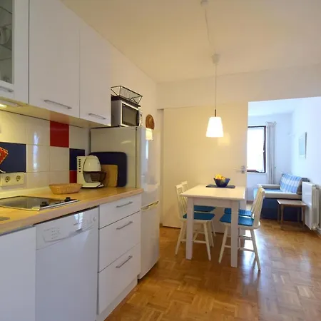 Apartament Cordasev Vantacici